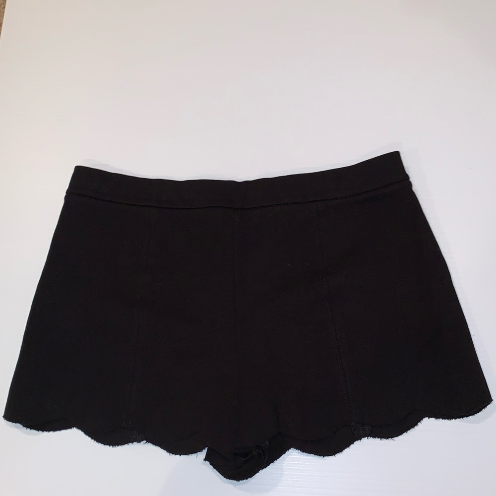 Black Scalloped Fitted Shorts